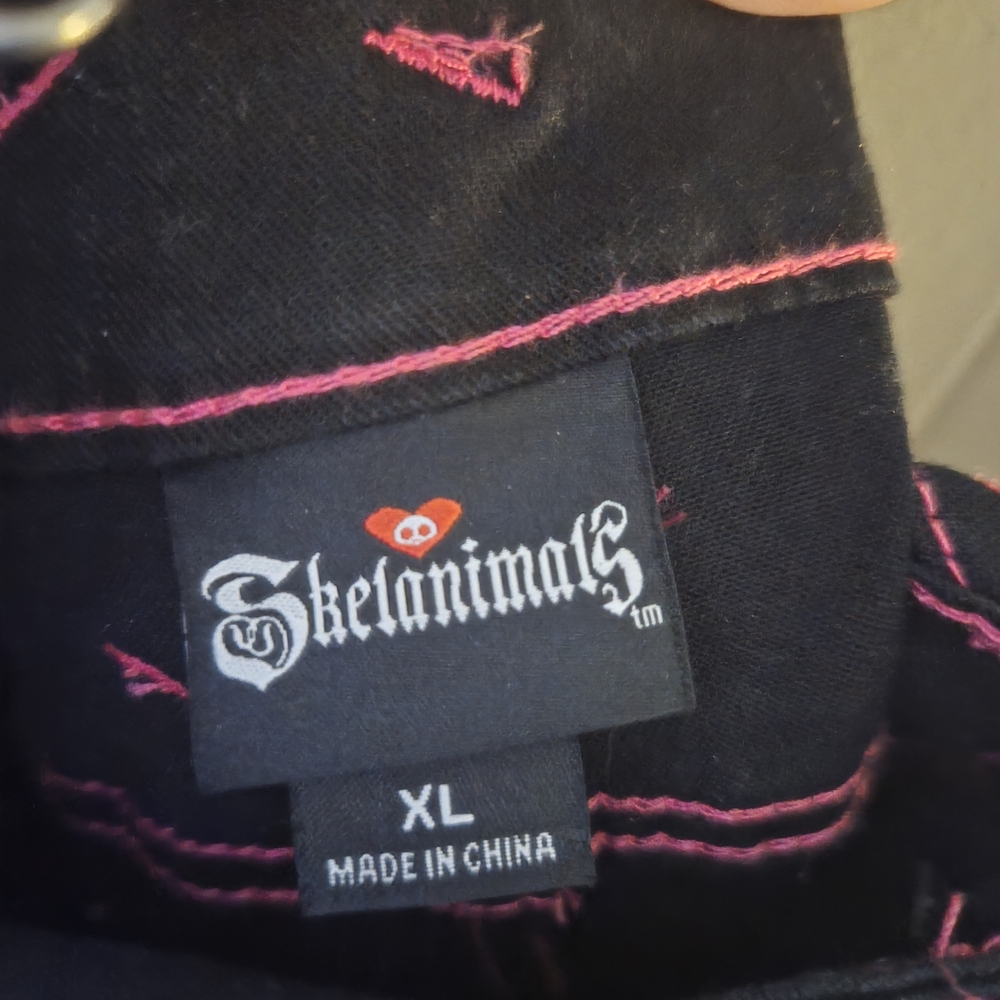 Skelanimals XL Shortalls - Picture 2 of 2